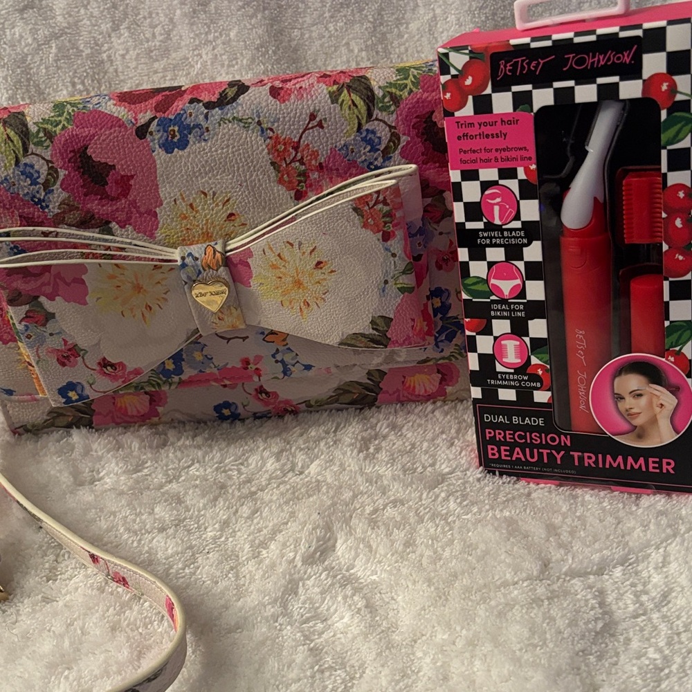 Betsey Johnson Floral Clutch Bag - Pink and Cream w  Betsey Johnson Beauty Trimm